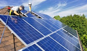 Service d'installation de photovoltaïque et tuiles photovoltaïques à Demouville